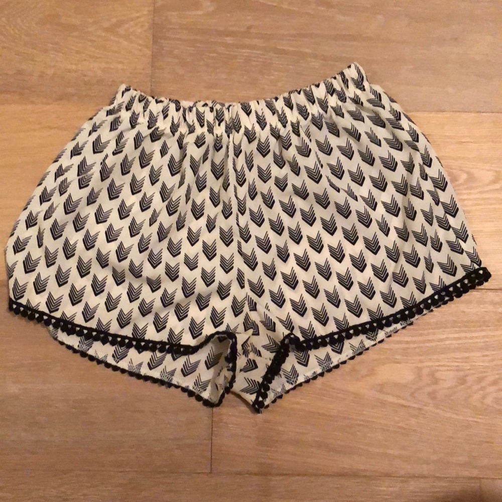Patterned shorts